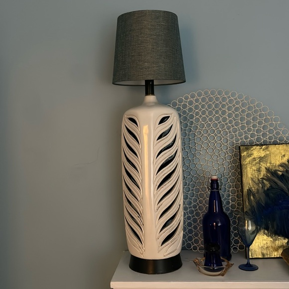 Metal off white tall desk lamp. - Picture 1 of 1